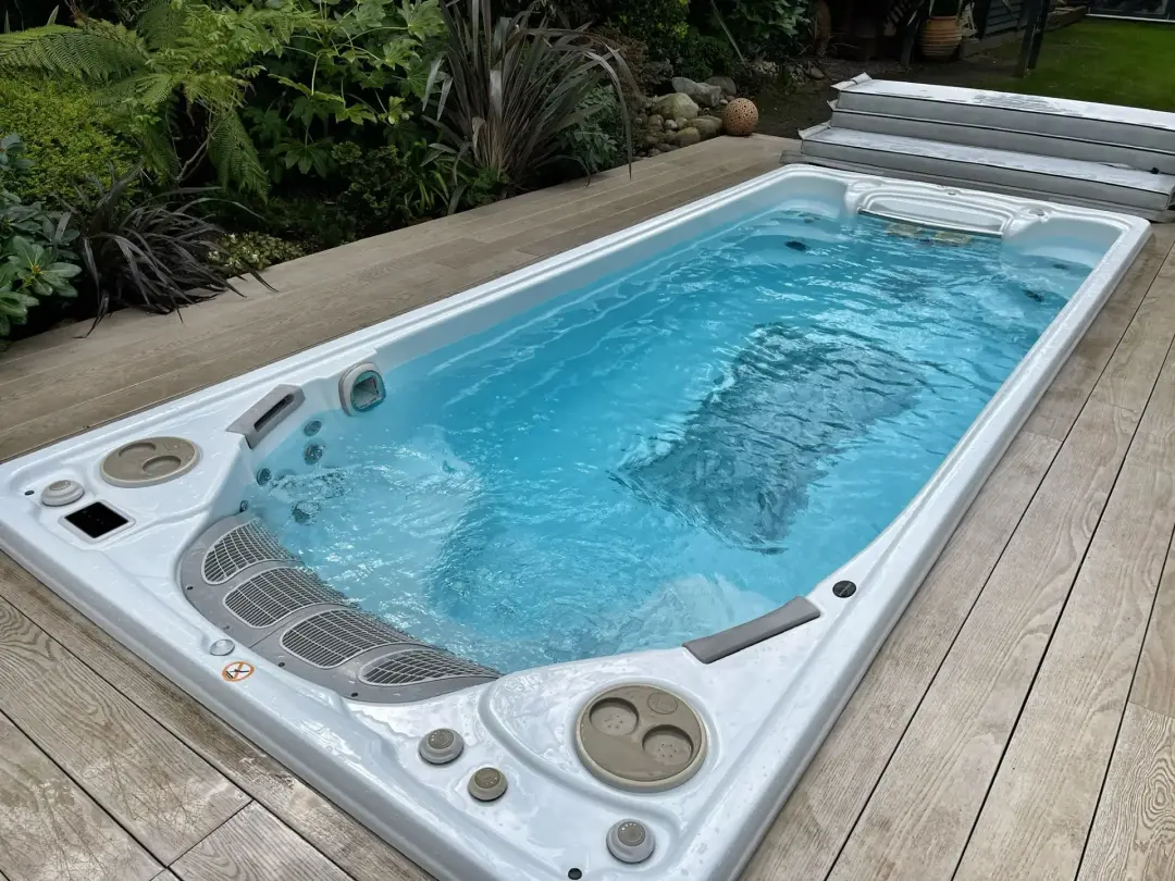 Hot Tub Maintenance Tips for Winter